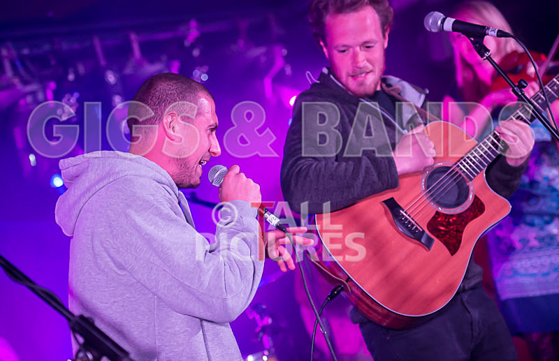 Buffalo Huddleston-20 - BUFFALO HUDDLESTON