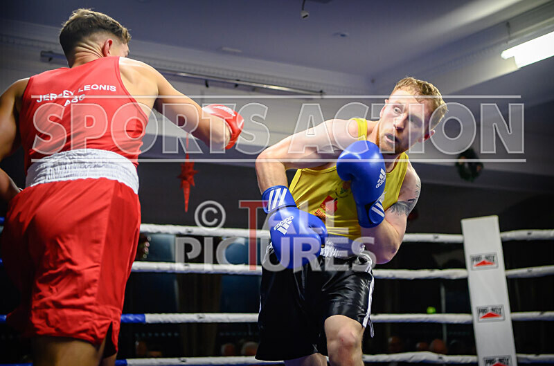 BOUT- 9_Daniel Du Four v Liam Collier-29 - BOUT- 9_Daniel Du Four v Liam Collier