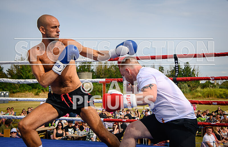 BOUT 3 - Dangerous Dan Cavanagh v Tim Scrappy Doo Rogers-5 - BOUT 3 - 'Dangerous' Dan Cavanagh v Tim 'Scrappy Doo' Rogers