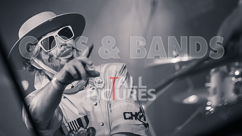 Fade2Grey-352 - FADE2GREY