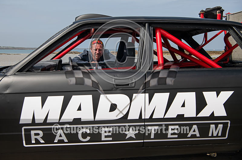 Ozzy Ozanne_MadmaxRace Team Promo-6 - OZZY OZANNE_MADMAX RACE TEAM PROMO