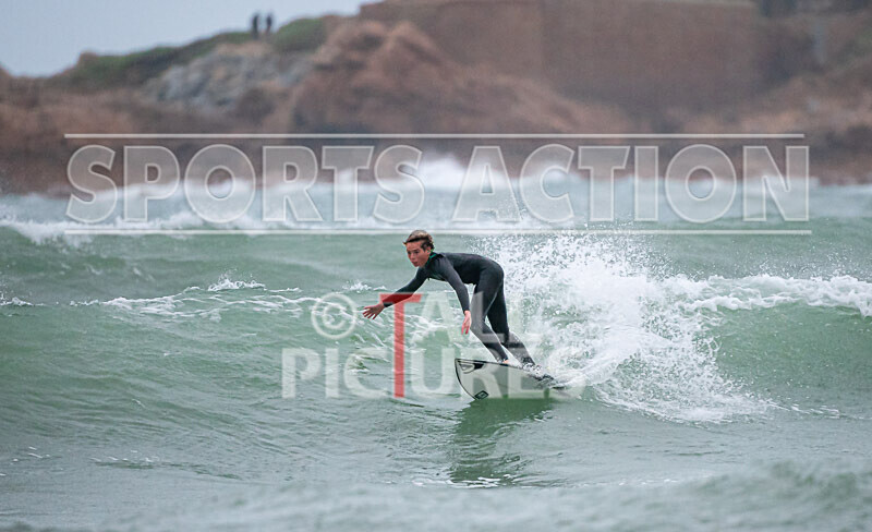Surfing_01-11-2020-123 - SURFING AT VAZON BAY GUERNSEY