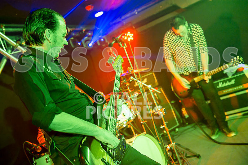 The Electric Shakes-76 - THE ELECTRIC SHAKES