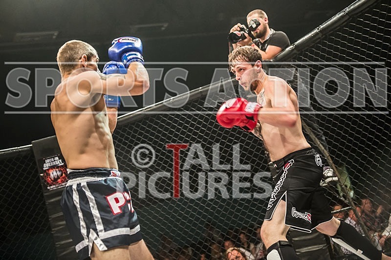 Cage Fighting_2012_Bout 5-13 - BOUT-5