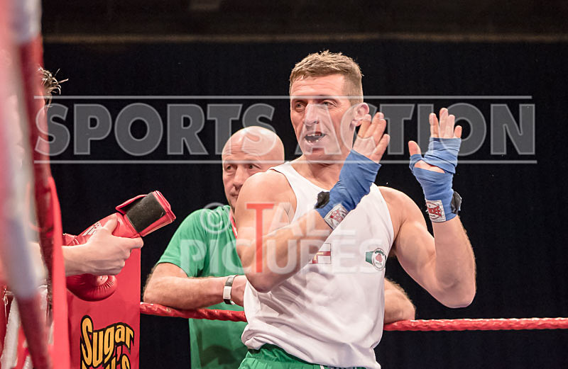 BOUT-6_Steve Traynor v Dhiren Mohan Kapur-11 - BOUT-6_Steve Traynor v Dhiren Mohan Kapur
