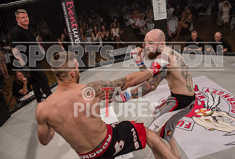 Josh Ozanne v Andrew Reid-21 - BOUT 15