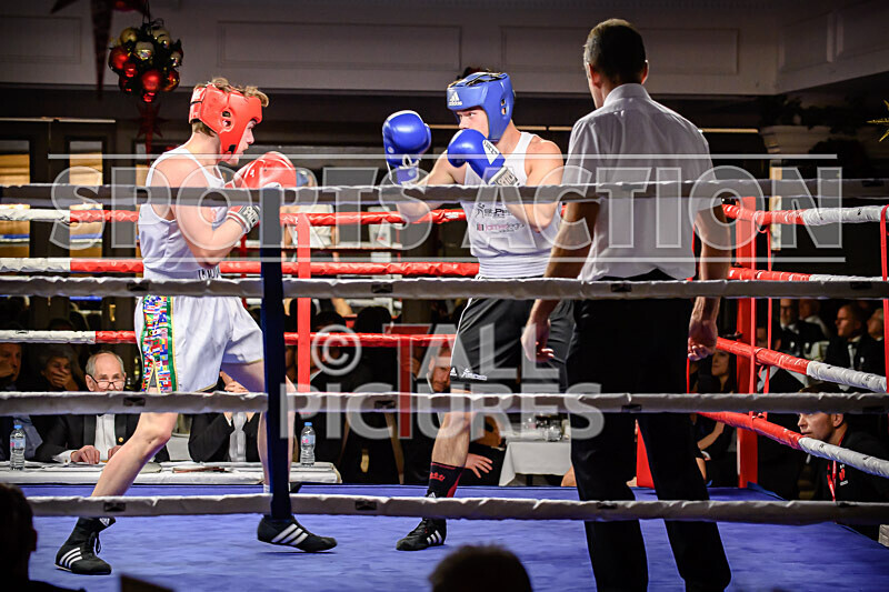 BOUT- 5_Ethan Le Moignan v Adrian Salmonowicz-10 - BOUT 5_Ethan Le Moignan v Adrian Salmonowicz