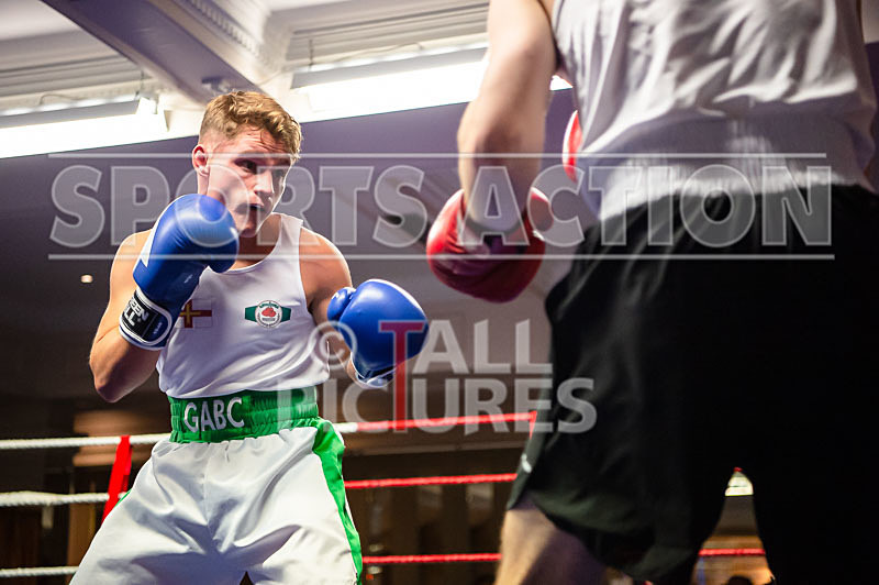 Sparring Bout-4_Chris Sumner v Niall Adams-14 - Sparring Bout-4_Chris Sumner v Niall Adams