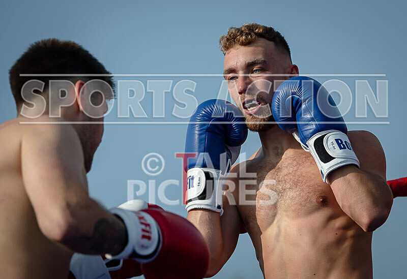 BOUT 3 - Josh -All the Way- Gray v Ed -No Fear- Sebire-20 - BOUT 3 - Josh 'All the Way' Gray v Ed 'No Fear' Sebire