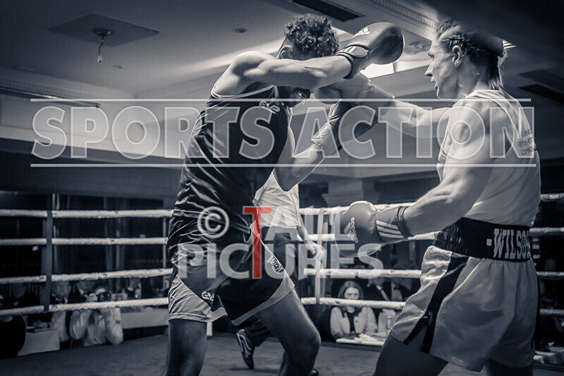 BOUT- 8 - Jay Wilson v Craig Rainey-21 - BOUT: 8 - Jay Wilson v Craig Rainey