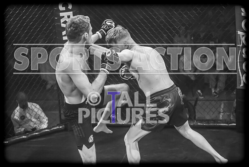 BOUT- 13 - Joe Graham v Sam Pearce-47 - BOUT 13 - Joe Graham v Sam Pearce