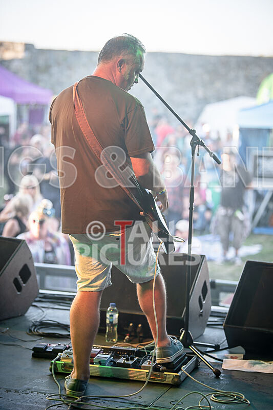 The Sacred Hearts-129 - THE SACRED HEARTS