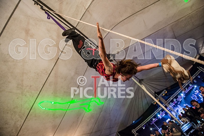 Escapologist-4 - BIKES & BURNOUTS