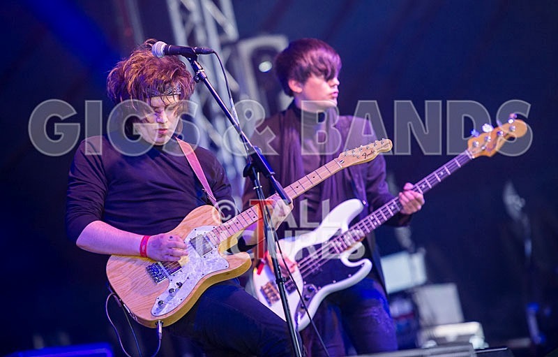 Raising Maisie-13 - RAISING MAISIE