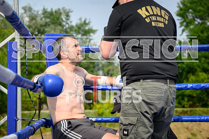 BOUT 2 - Roland 30 Seconds Archer v Sam Heart Breaker Catto-25 - BOUT 2 - Roland '30 Seconds' Archer v Sam 'Heart Breaker' Catto