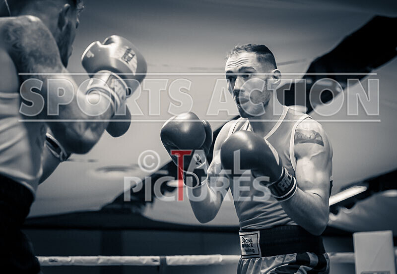 BOUT 13_Billy Poullain v Arran Devine-31 - BOUT 13_Billy Poullain v Arran Devine
