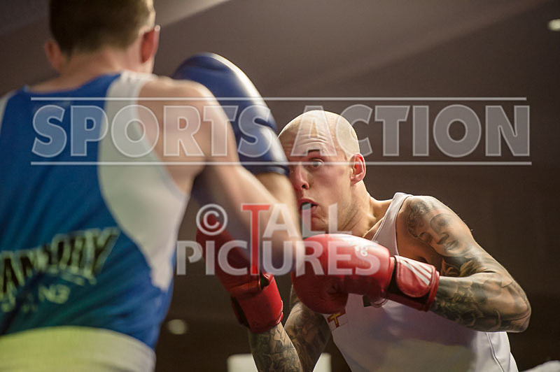 Bout - 8_Nathan Green v Joe Dennison-10 - Bout - 8_Nathan Green v Joe Dennison