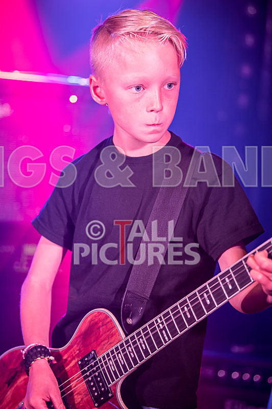 Clash of the Bloosers-9 - CLASH OF THE BLOOSERS