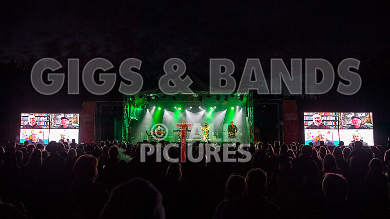 Fade2Grey-452 - FADE2GREY