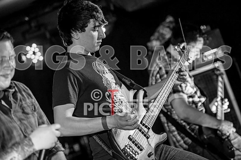 Brutus Stonefist-300 - BRUTUS STONEFIST