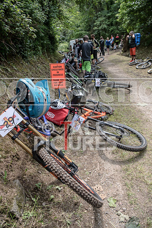 MTB Downhill_05-06-2016-90 - DOWNHILL SERIES 2016_ROUND-4