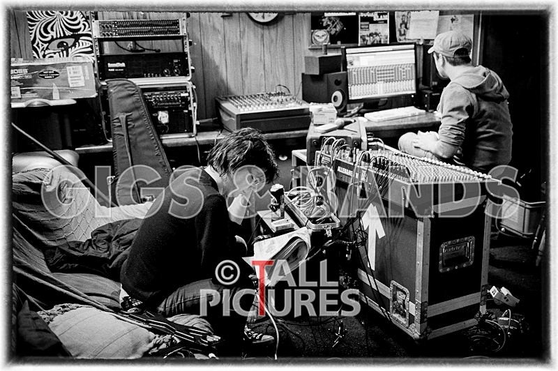 Teaspoonriverneck Studio Session-122_BW - TEASPOONRIVERNECK