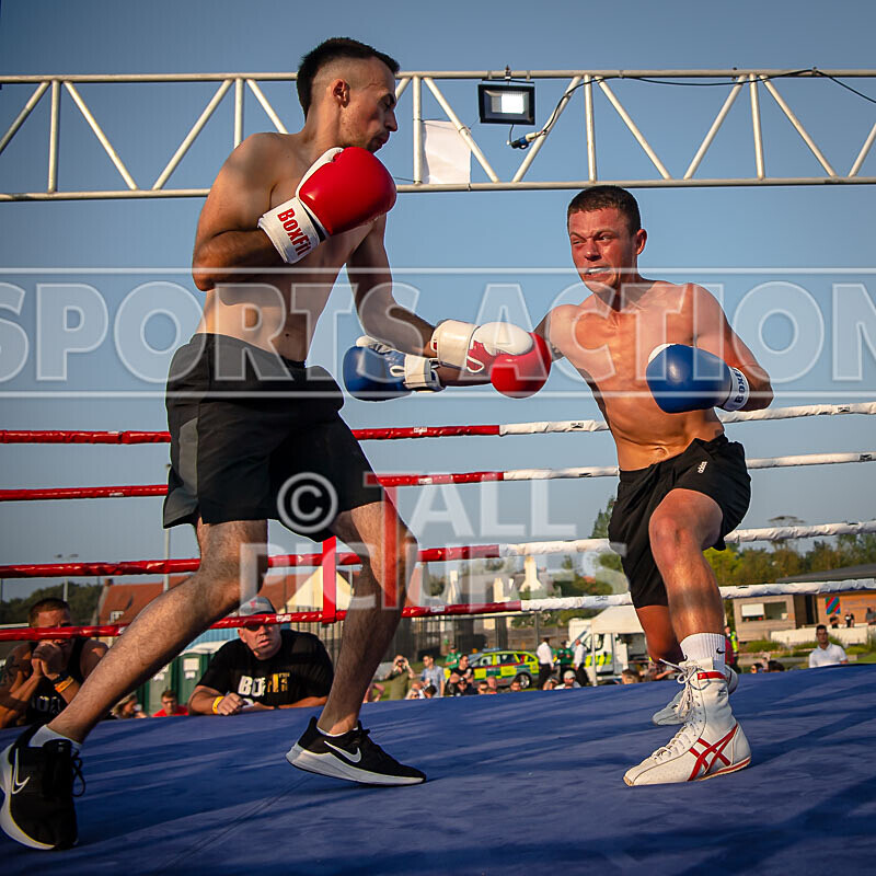 BOUT 10 - Myles -Dangerous- Duquemin v Jordan -the Rookie- Redwood-9 - BOUT 10 - Myles 'Dangerous' Duquemin v Jordan 'the Rookie' Redwood