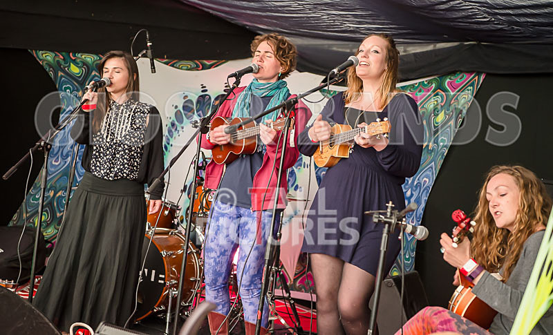 Chaos_People Peace Tent-93 - CHAOS 2016_THE PEOPLE & THE PEACE TENT