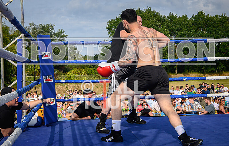 BOUT 6 - Keith the Terror of Tyneside v Sisco El Diablo Freitas-32 - BOUT 6 - Keith 'the Terror of Tyneside' v Sisco 'El Diablo' Freitas