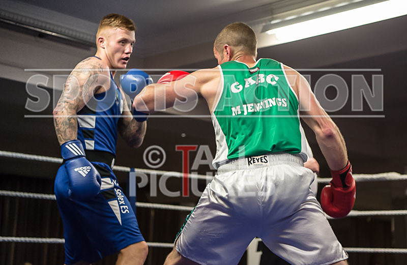 Bout-10_Matt Jennings v Mason Holmes-19 - Bout - 10_Matt Jennings v Mason Holmes