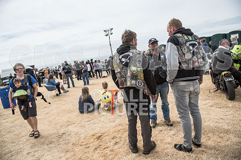 Tug of War_2015-23 - TRIKE, CHILLI & TUG OF WAR