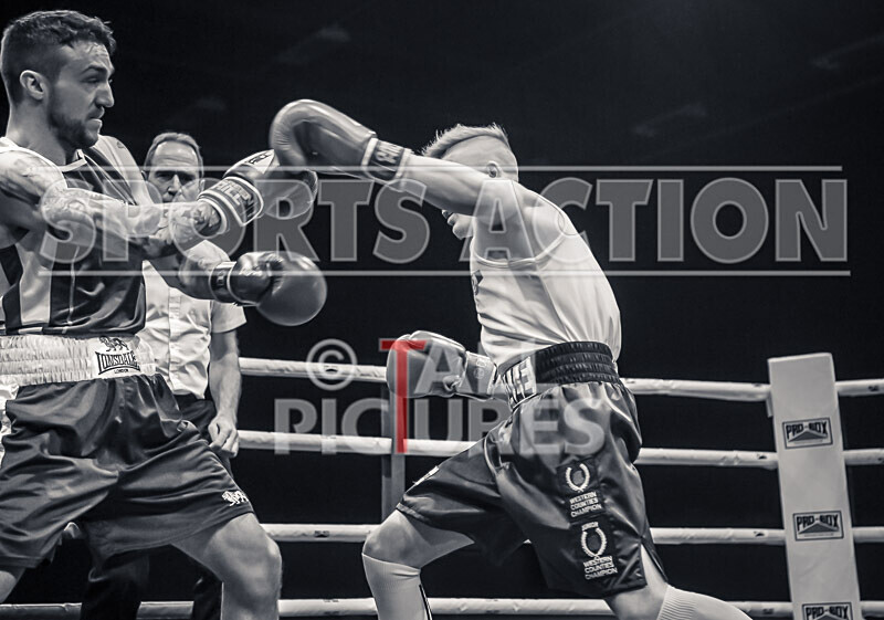 Bout 16_Mason Smale v Liam Fox-13 - Bout 16_Mason Smale v Liam Fox