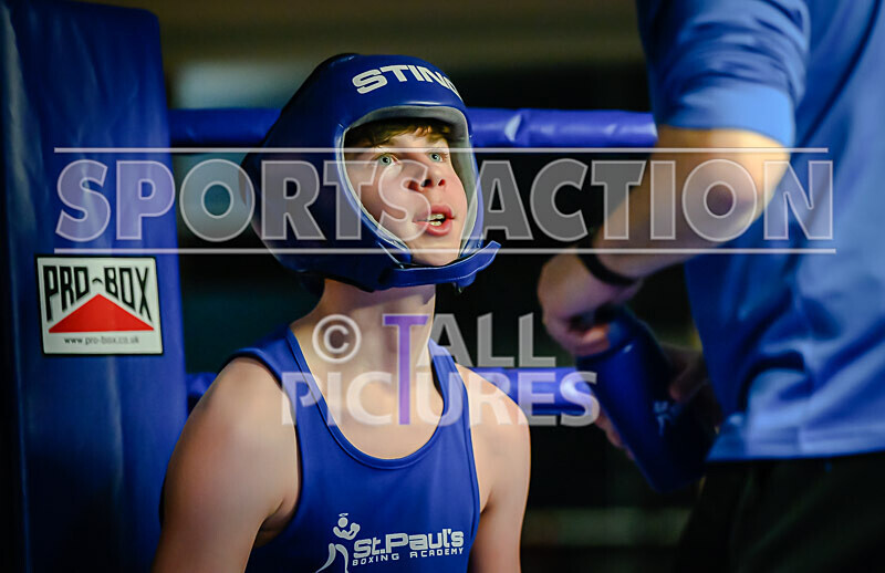 BOUT- 4 - Jacob Jones v Tommy Clark-27 - BOUT: 4 - Jacob Jones v Tommy Clark