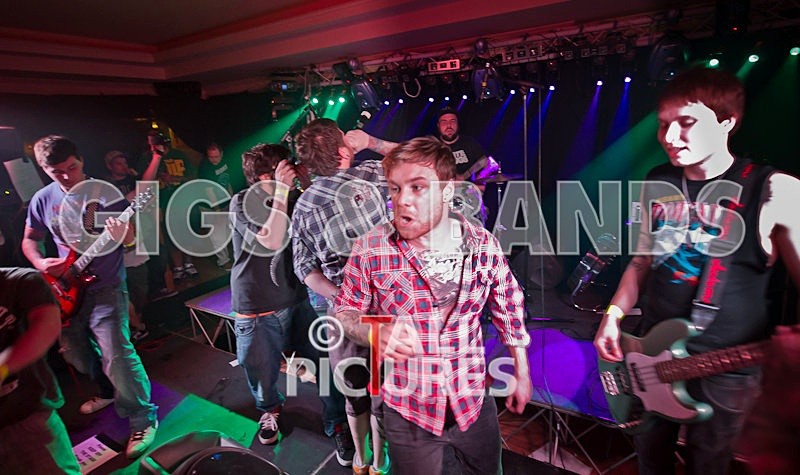 She Haunts the Roads-70 - SHE HAUNTS THE ROADS RoA-8