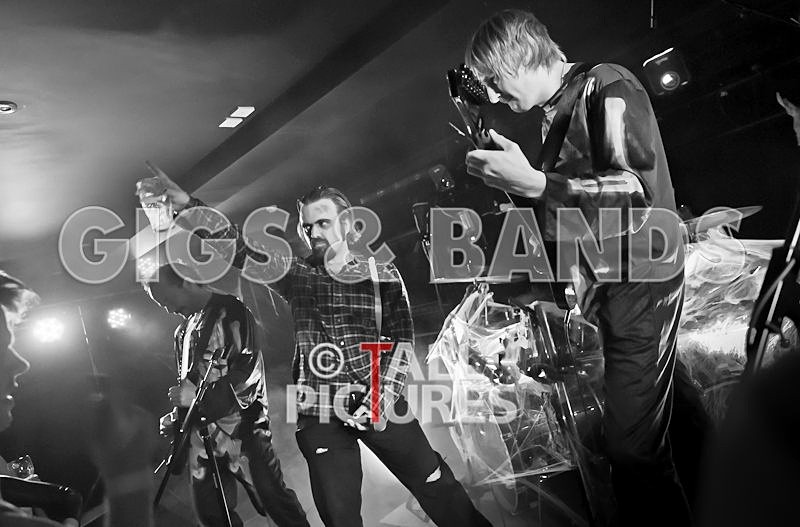 A Thousand Choking Corpses-14 - A THOUSAND CHOKING CORPSES