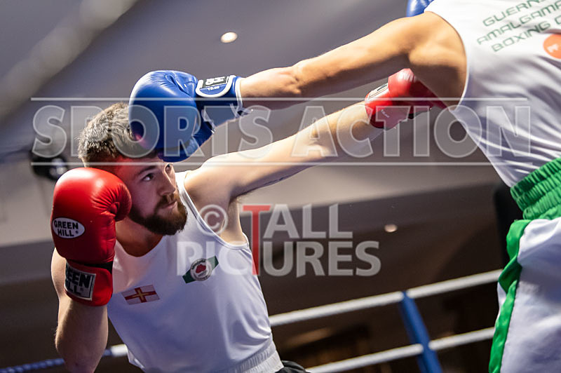 Sparring Bout-4_Chris Sumner v Niall Adams-22 - Sparring Bout-4_Chris Sumner v Niall Adams