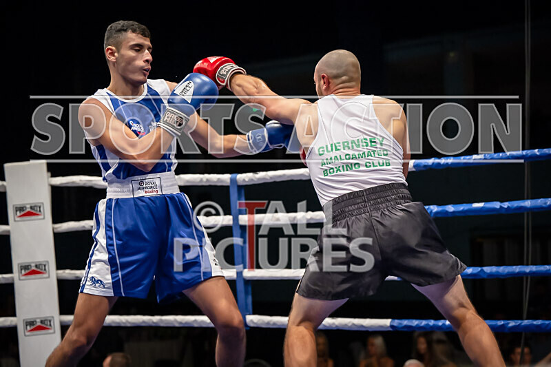 BOUT 8- Rusian Gogercaks v Alex White-26 - BOUT 8: Rusian Gogercaks v Alex White
