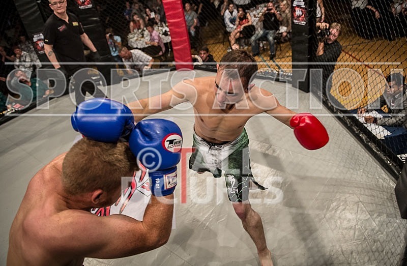 Cage Fighting_2012_Bout 2-14 - BOUT-2