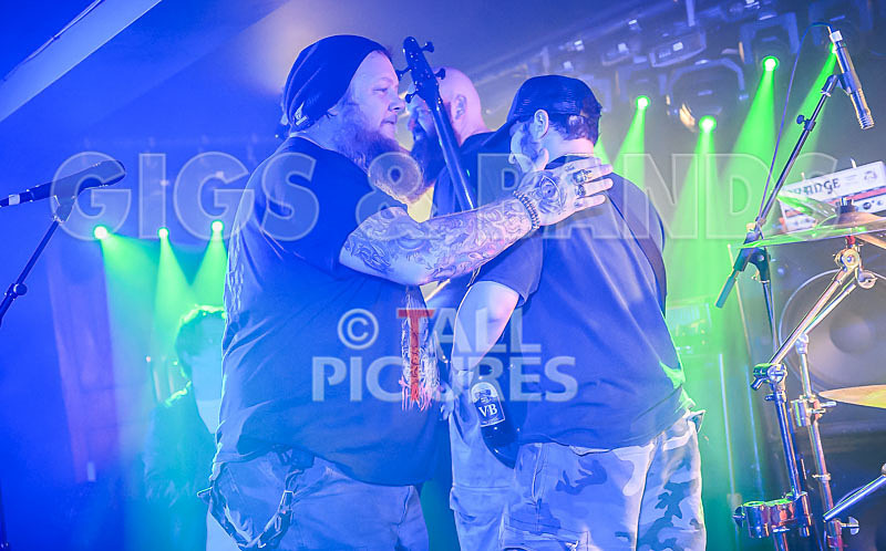 Metal to the Masses_2014-30 - METAL 2 THE MASSES 2014_THE ATMOSPHERE