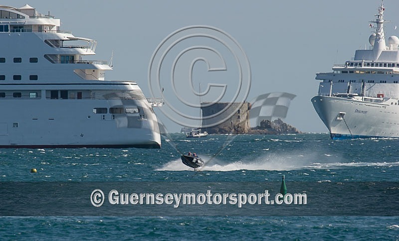 Powerboat Race_25-08-2013-105 - RACE-11 NORTH BEACH