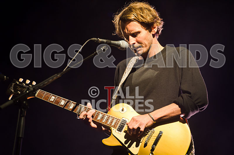 Ben Howard-9 - BEN HOWARD