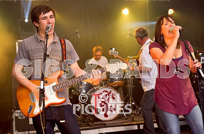 The Barlows-22 - THE BARLOWS