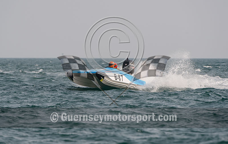 Worlds Powerboats_2014_Race-2-110 - UIM CLASS 3A & 3B WORLD OFFSHORE CHAMPIONSHIP_RACE-2