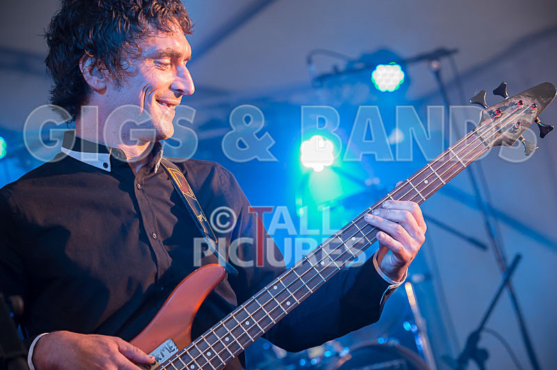 The High Tides-16 - THE HIGH TIDES