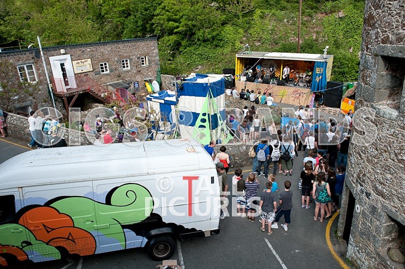 Beach Life-13 - BEACH LIFE 2009