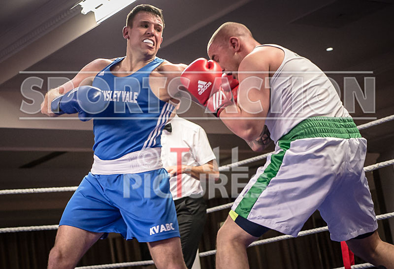 BOUT-8_Tomasz Kot v Aiden Jones-18 - BOUT 8_Tomasz Kot v Aiden Jones