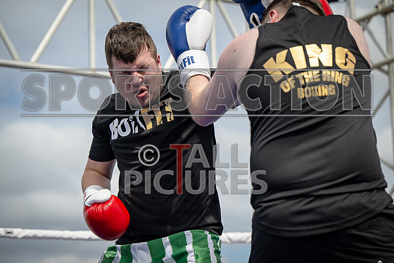 BOUT 1- Iron Mike Carre v Martin in Need of Help-12 - BOUT 1- 'Iron' Mike Carre v Martin 'in Need of' Help