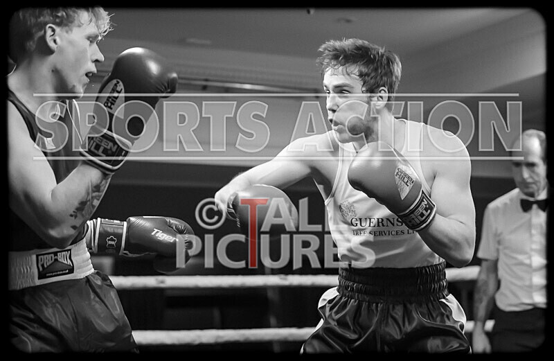 BOUT 5- Martin Kublickis v Robbie Chipcase-42 - BOUT 5 - Martin Kublickis v Robbie Chipcase