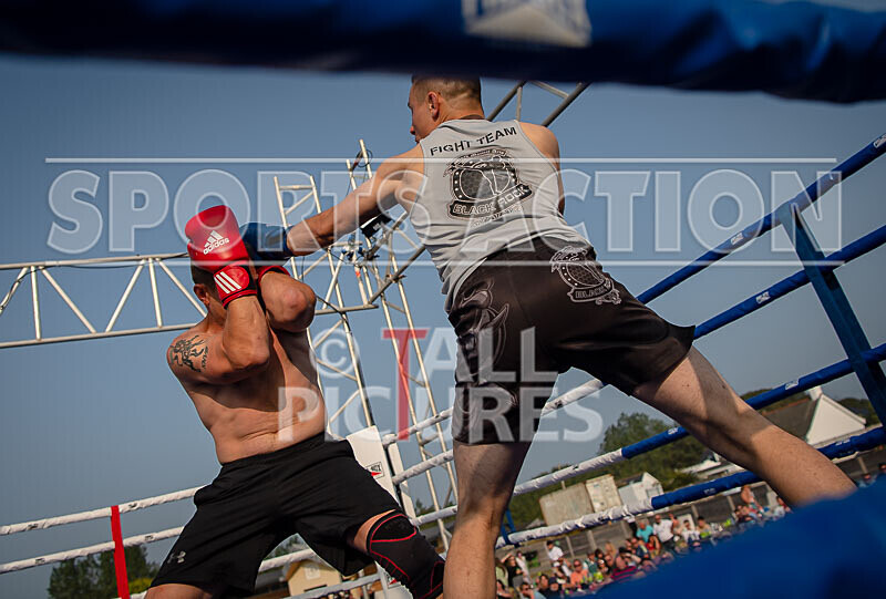 BOUT 9 - Jan -the Destroyer- Dame v Tom Schmiedhuber-10 - BOUT 9 - Jan 'the Destroyer' Dame v Tom Schmiedhuber