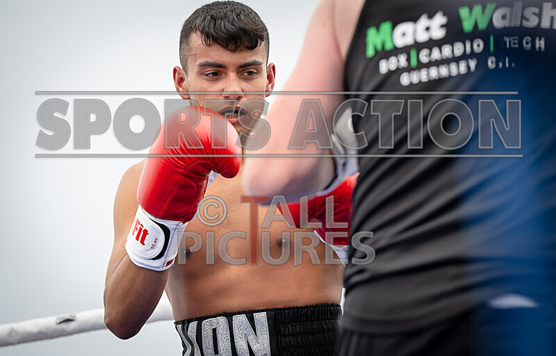 BOUT 12- Tyler the Lion Quintels v Phil Knock Knock Kiddy-34 - BOUT 12- Tyler 'the Lion' Quintels v Phil 'Knock Knock' Kiddy